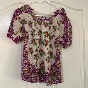 Lily White size M top